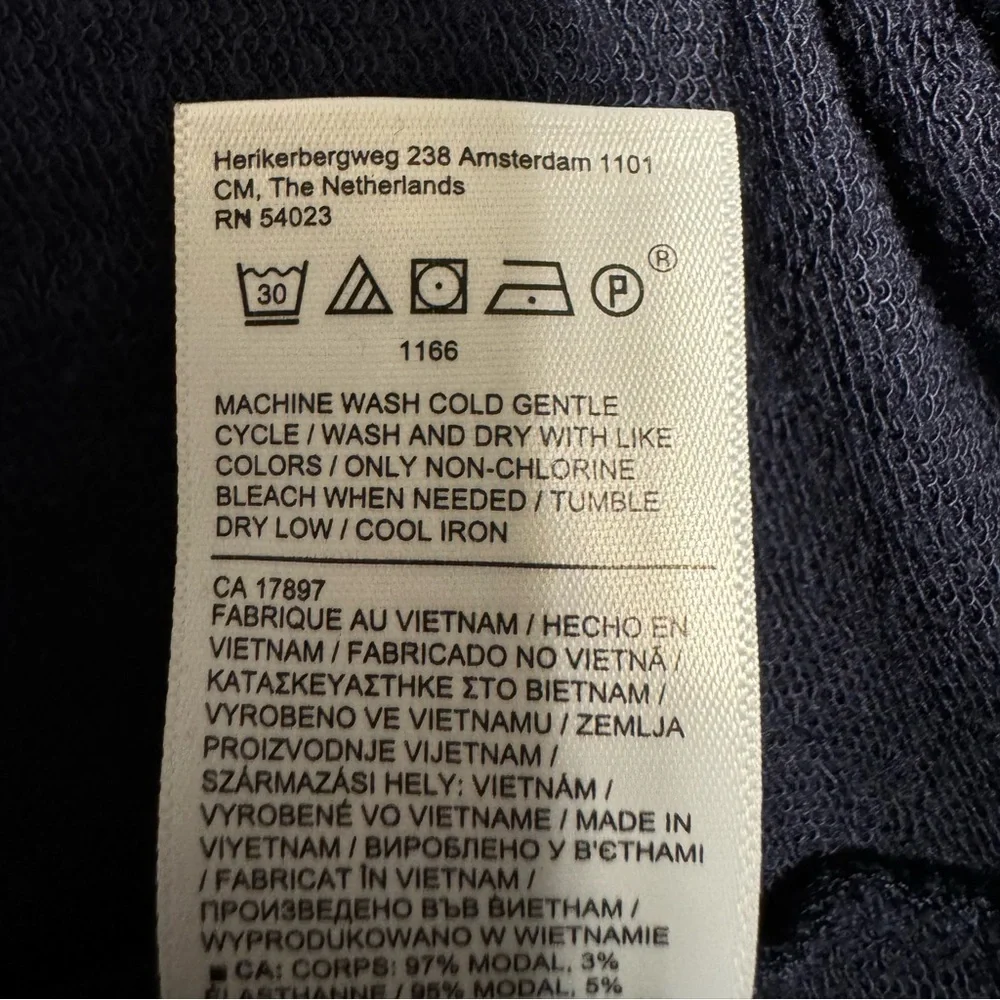 Athleta Studio Barre Sweatshirt Medium Long Sleeve Top Blue Off The Shoulder - Picture 8 of 8